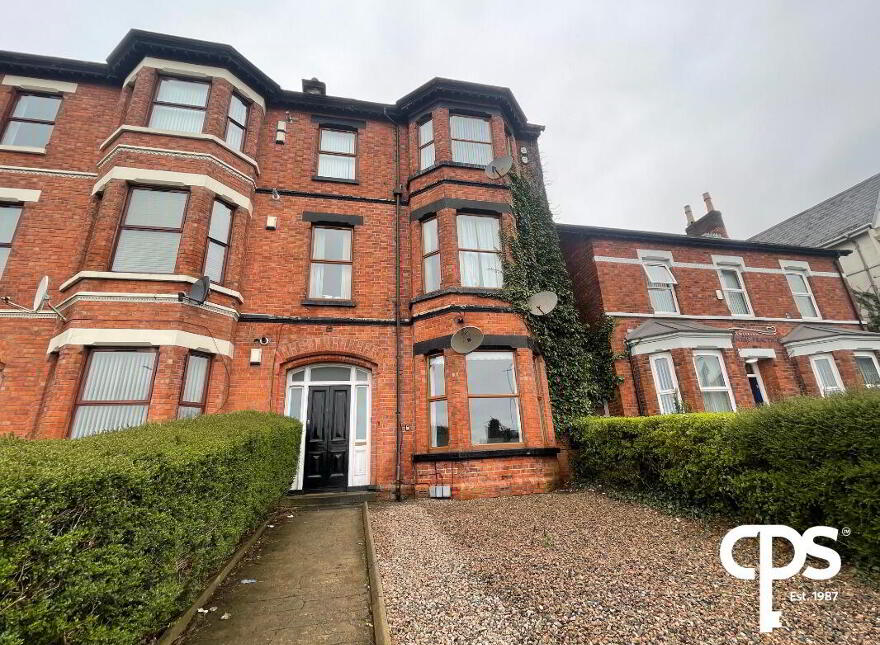 Flat 4, 438 Antrim Road, Belfast, BT15 5GB photo