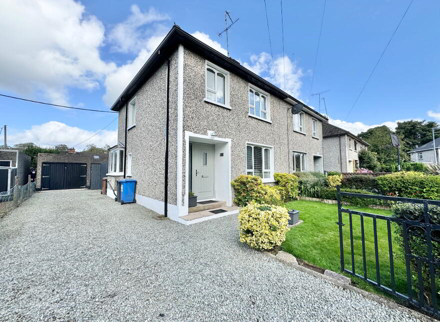 28 Gortmore Gardens, Omagh, BT78 5DZ photo