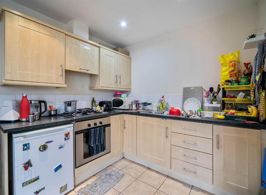 409 College Central, College Avenue, Belfast, BT1 6BB