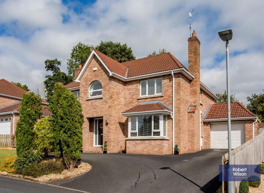 8 The Lawns, Waringstown, BT66 7GD photo