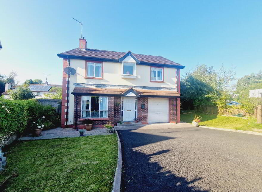 9 Kevlin Glen, Omagh, BT78 1PG photo