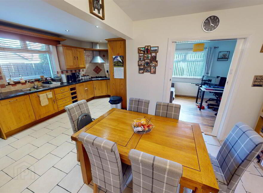 1 Knockmore Park, Lisburn, BT28 2SJ