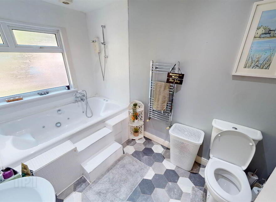 1 Knockmore Park, Lisburn, BT28 2SJ