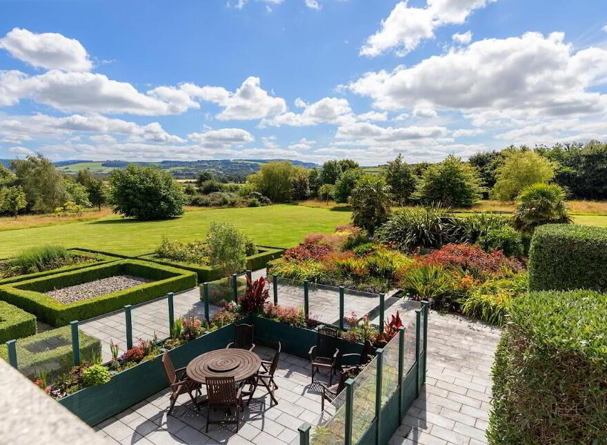 Skylark Hill, Newcastle