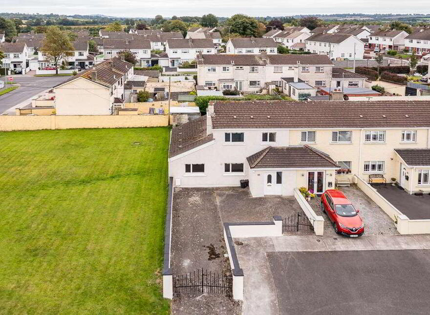 96 Clusker Park, Navan Meath, C15E7D0 photo