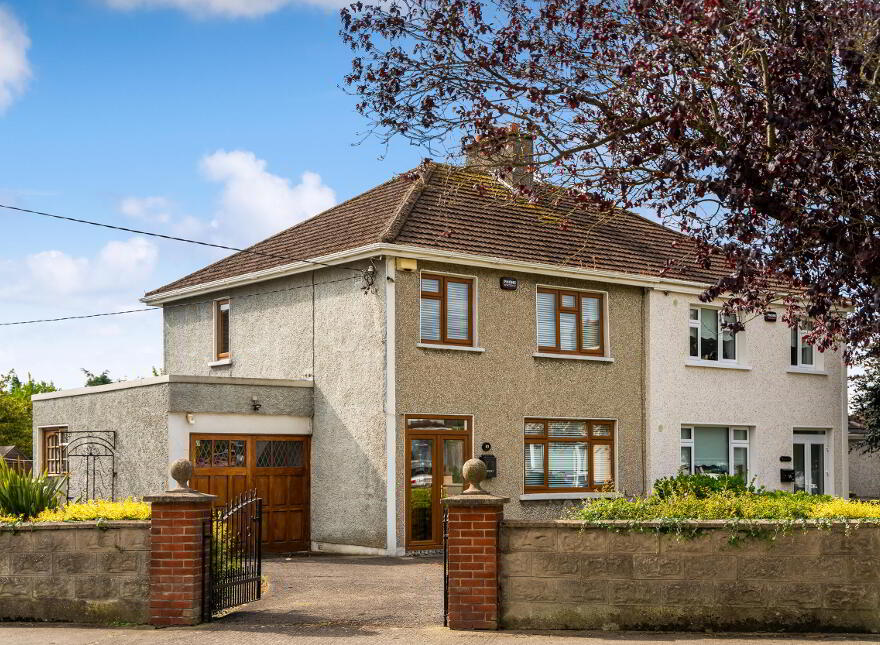 83 Cedarwood Road, Glasnevin, Dublin, D11 photo