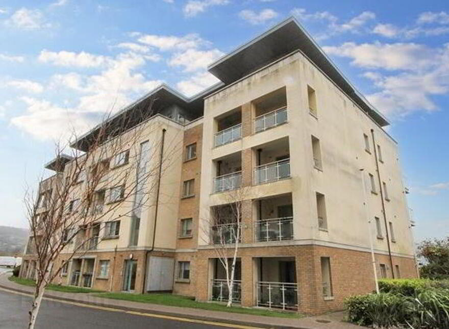 Apt 34 Oak House, Carrickmines Green, Carrickmines, Dublin, D18ET26 photo