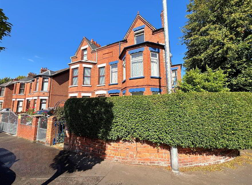 185 Cliftonville Road, Belfast, BT14 6JT photo