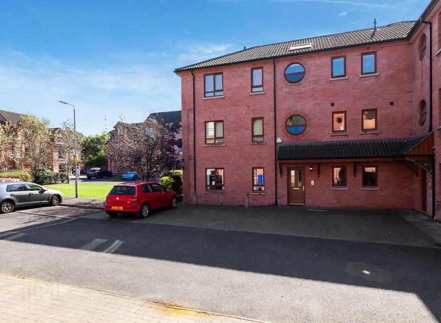 Apt 35, 2 Annadale Square, Belfast, BT7 3LT
