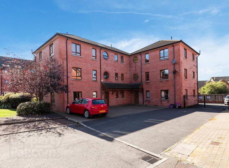 Apt 35, 2 Annadale Square, Belfast, BT7 3LT photo