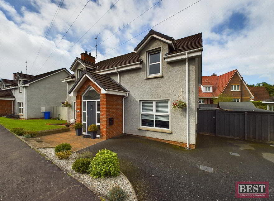 26 Cairn Hill, Newry, BT34 2ST photo