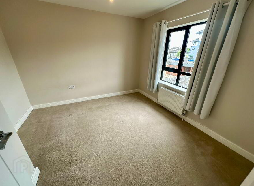 5 Ferrard Meadows, Antrim, BT41 4FR