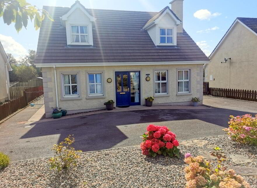 62 White Maple, Bundoran, F94DF10 photo