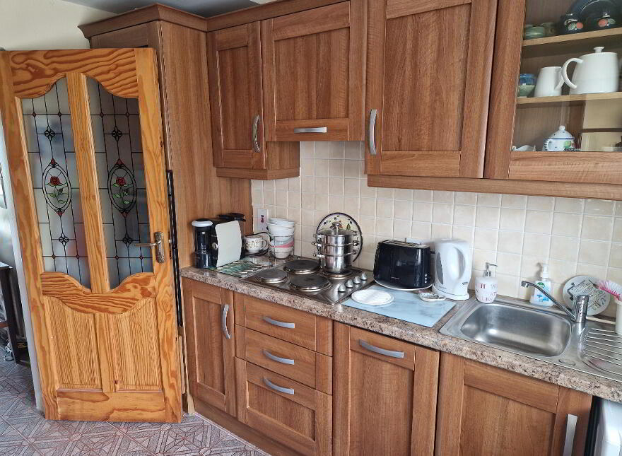10 Lee View Place, Carrigmahon, Glenbrook, Cork