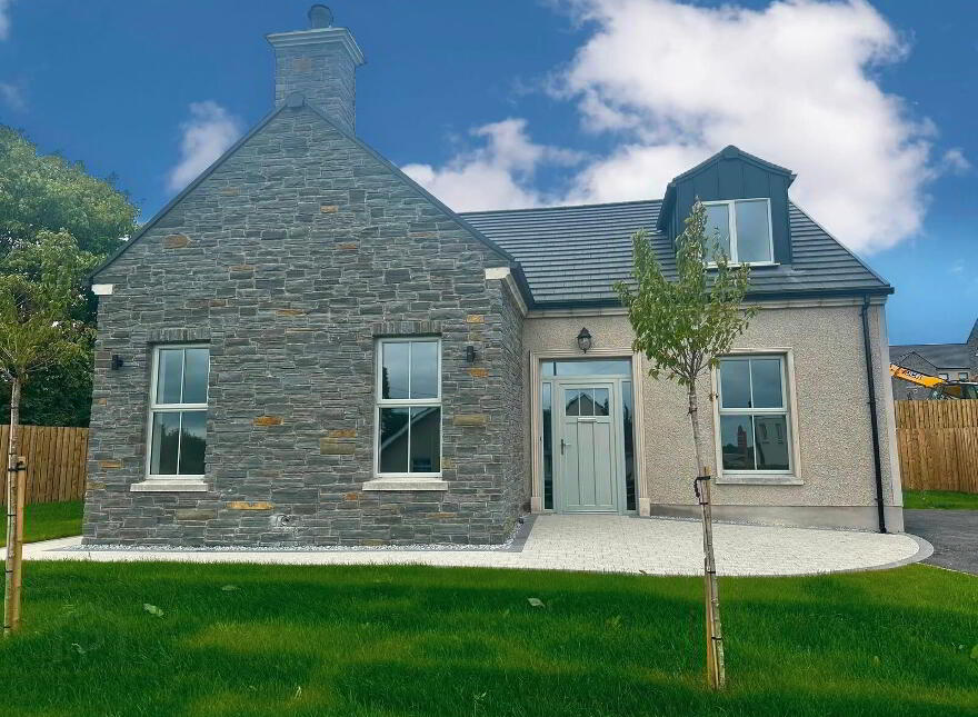 Clonmore Road, Dungannon, BT71 6HX