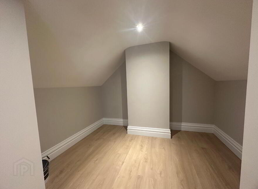 Clonmore Road, Dungannon, BT71 6HX