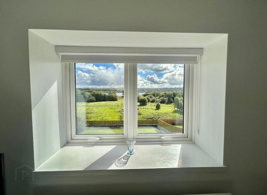 71 Gleneagles, Off Culmore Road, Derry, BT48 7TE