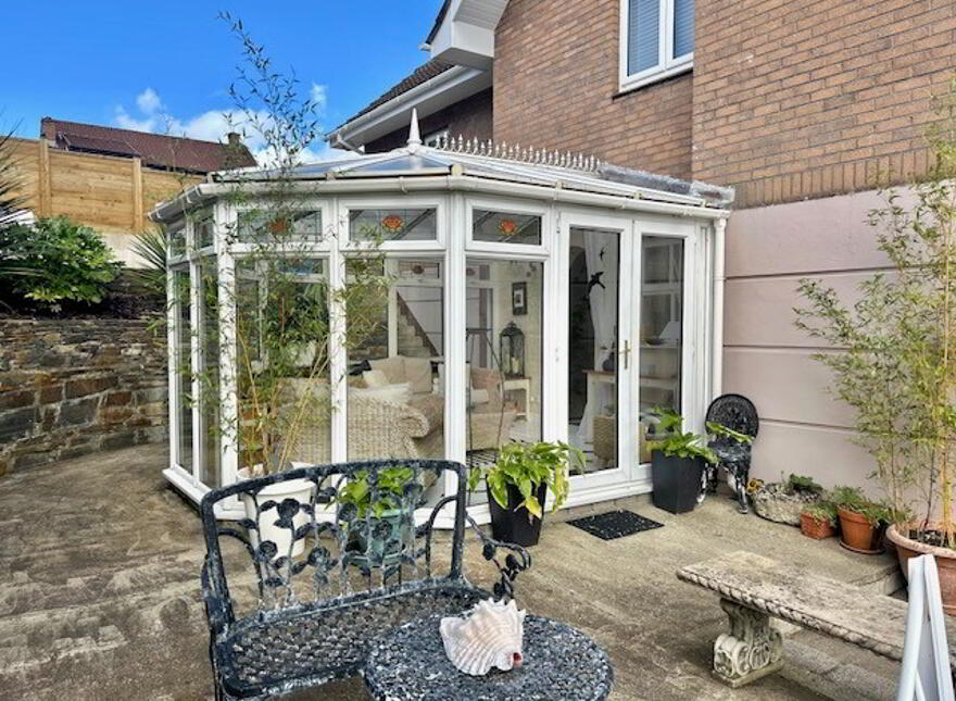 71 Gleneagles, Off Culmore Road, Derry, BT48 7TE