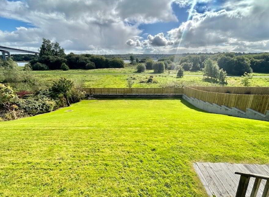 71 Gleneagles, Off Culmore Road, Derry, BT48 7TE