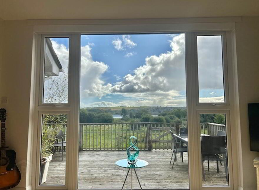 71 Gleneagles, Off Culmore Road, Derry, BT48 7TE