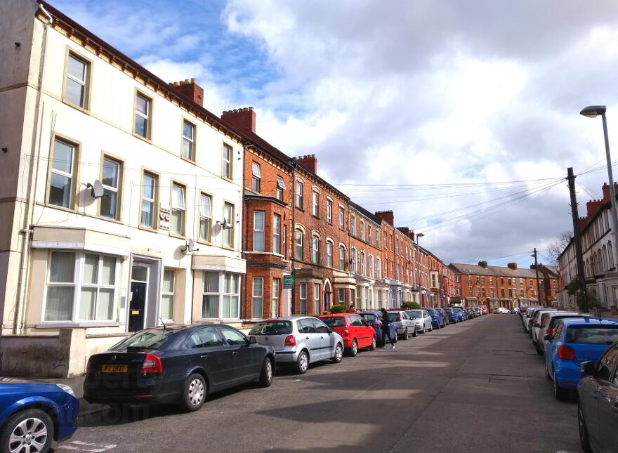 Unit 6, 8 Cromwell Road, Room To Rent, Belfast, BT7 1JW photo