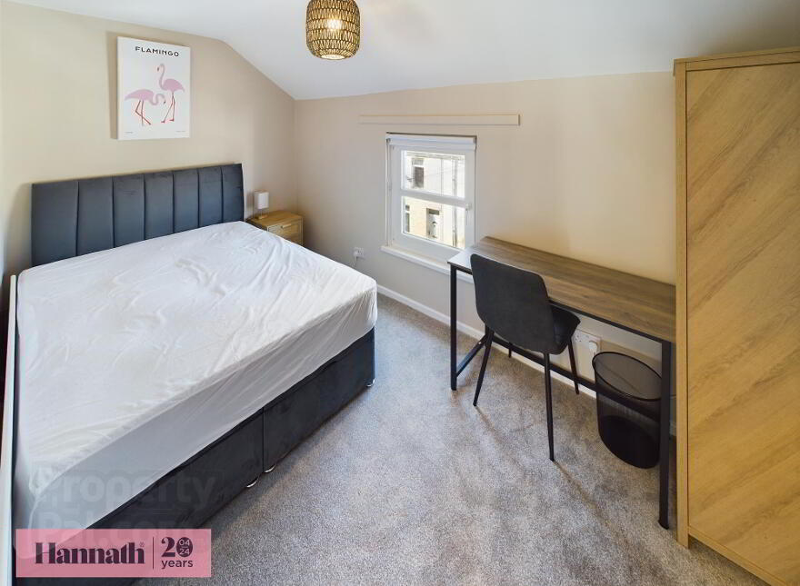 Room 5, 13 Harford Street, Portadown, Craigavon, BT62 3AA photo