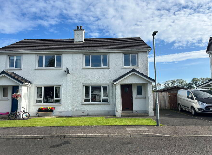 35 Castle Lodge, Randalstown, BT41 2ES photo