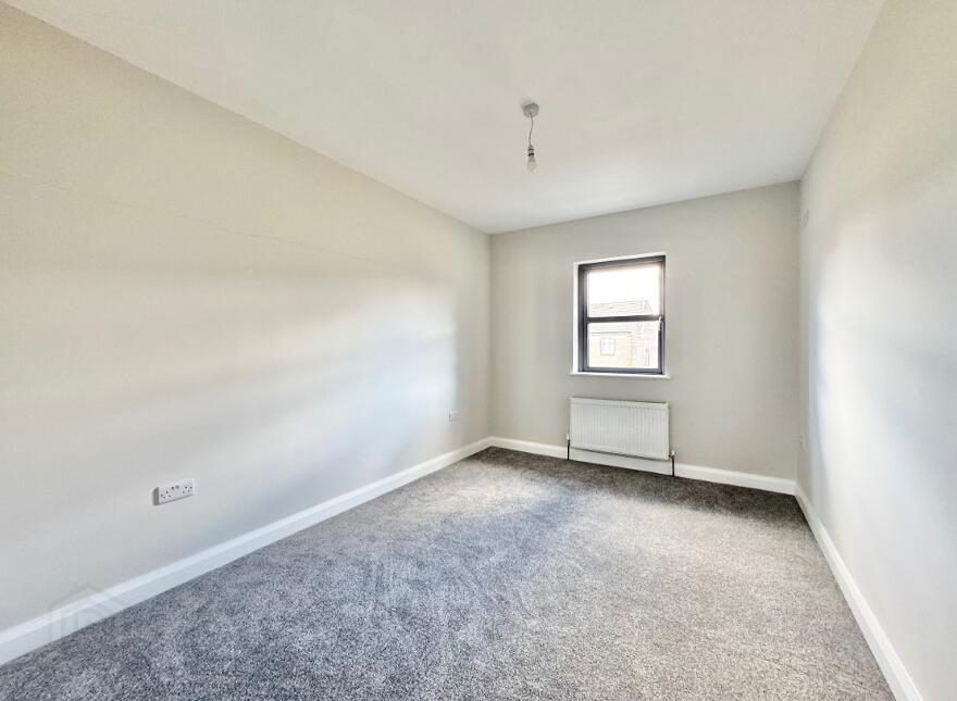 3 Bed End Townhouse, Milltown Mews, Loughmacrory, Loughmacrory, Omagh