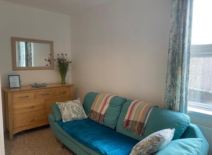 21 Eglinton Lane (STUDENT LET), Portrush, BT56 8DX