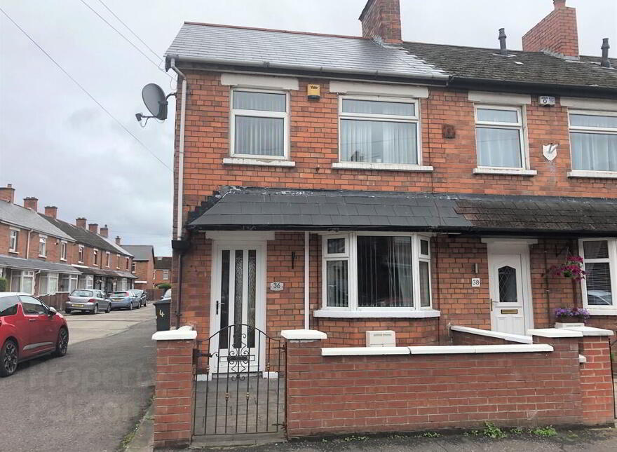 36 Devon Parade, Belfast, BT4 1LT photo