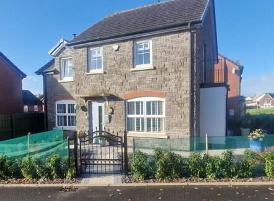 2 Fountain Lane, Lisburn, BT28 3ZL photo