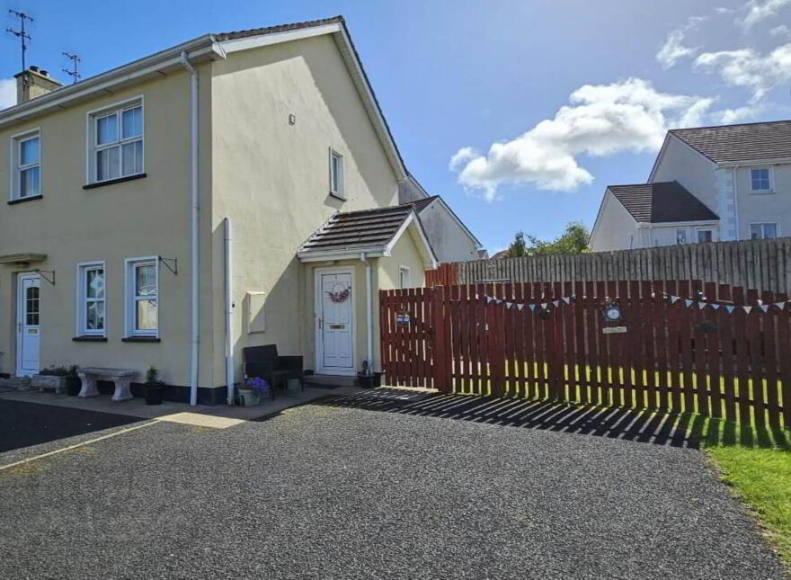 Apartment 8 The Beeches, Ballybofey, F93C580 photo