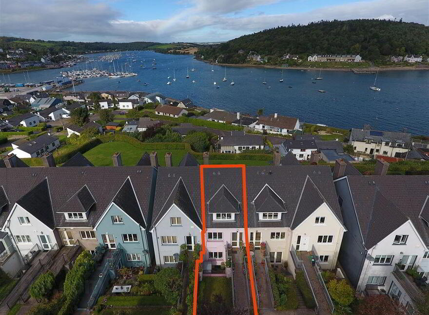 11 Castlepoint Court, Crosshaven photo