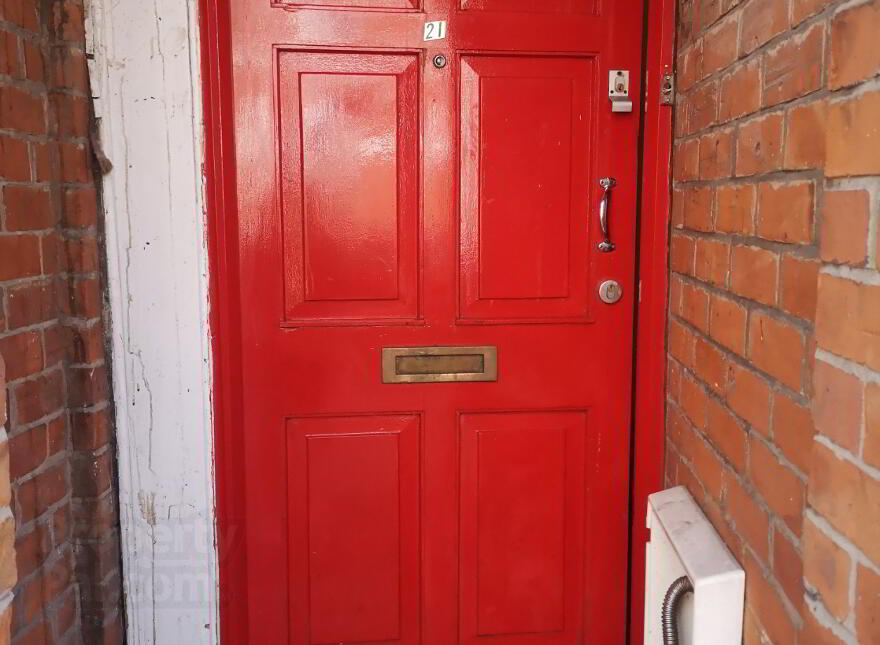 21 Agincourt Street, 4 Or 5 Bedroom Property, Belfast, BT7 1RB photo