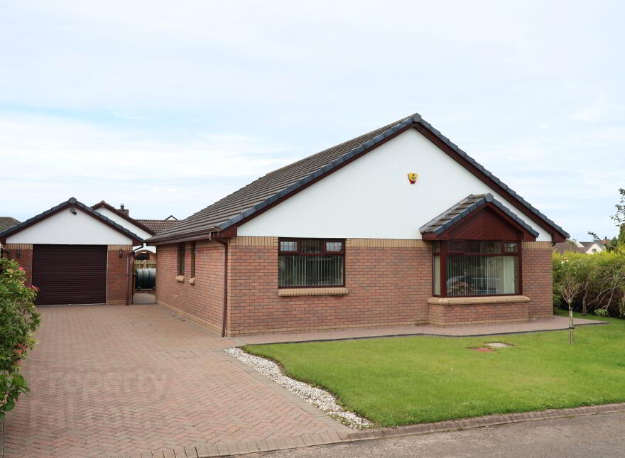 12 Rosslea Gardens, Limavady, BT49 0TJ photo