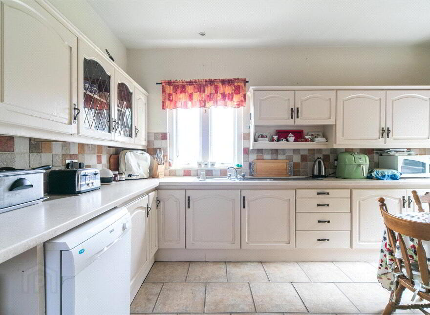 Hillcrest, 33 Greencastle Road, Kilkeel, Newry, BT34 4DE