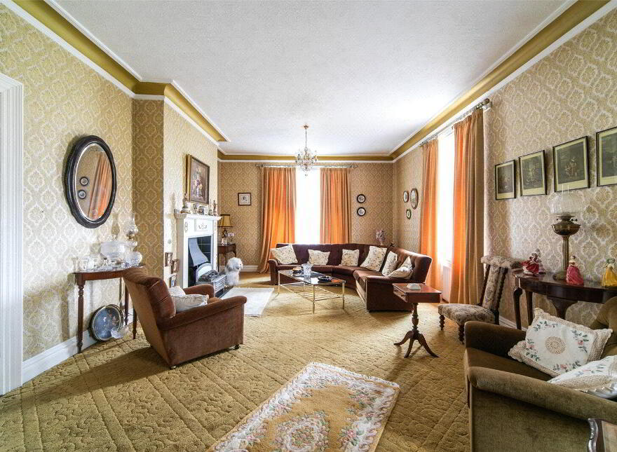 Hillcrest, 33 Greencastle Road, Kilkeel, Newry, BT34 4DE