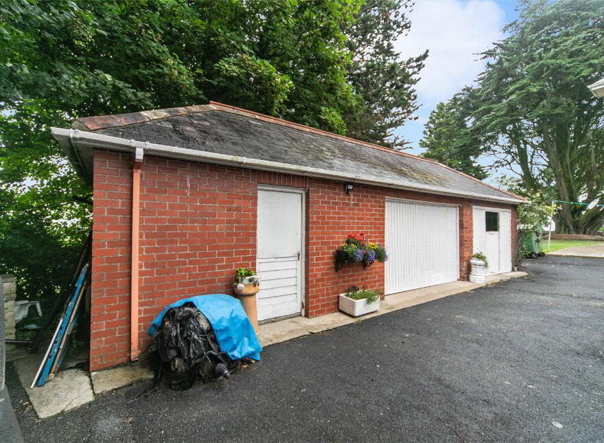 Hillcrest, 33 Greencastle Road, Kilkeel, Newry, BT34 4DE