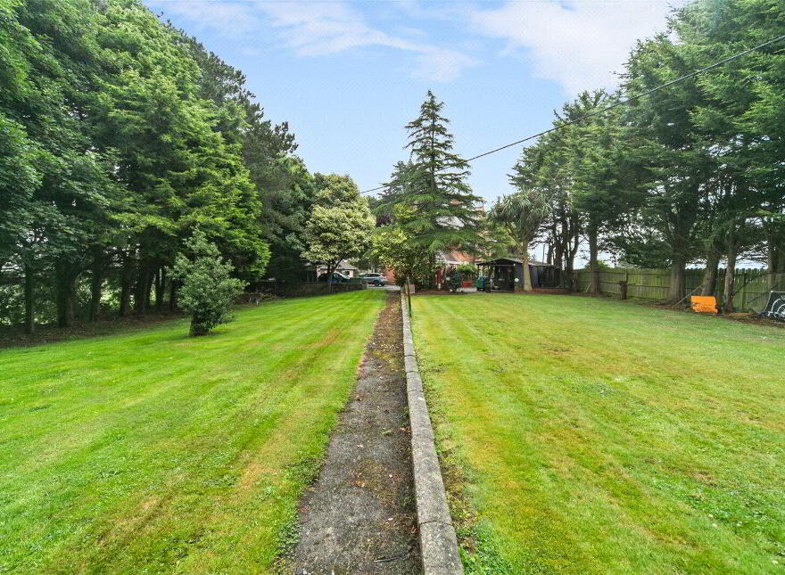 Hillcrest, 33 Greencastle Road, Kilkeel, Newry, BT34 4DE