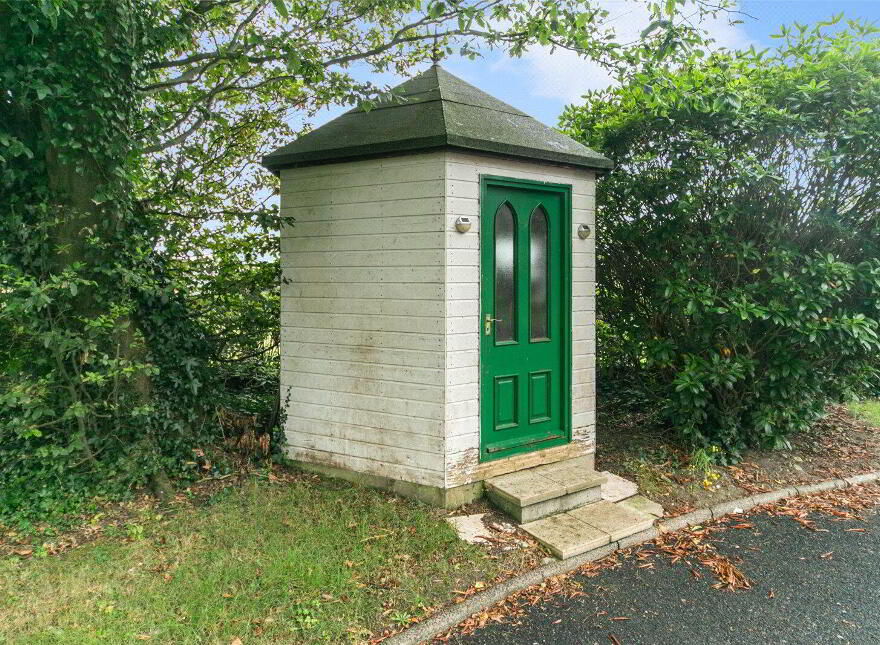Hillcrest, 33 Greencastle Road, Kilkeel, Newry, BT34 4DE