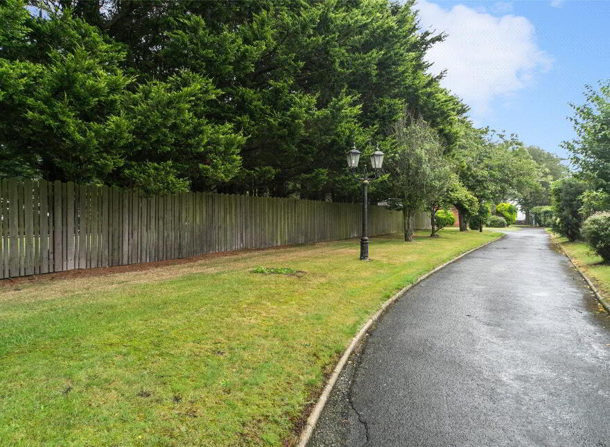 Hillcrest, 33 Greencastle Road, Kilkeel, Newry, BT34 4DE
