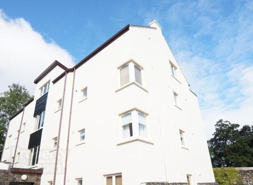 23 Village Court, Moira, BT67 0GW photo