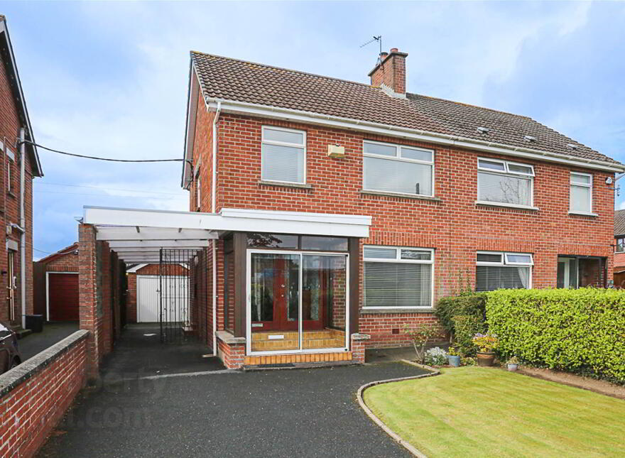 4 Rathmore Road, Bangor, BT19 1DF photo