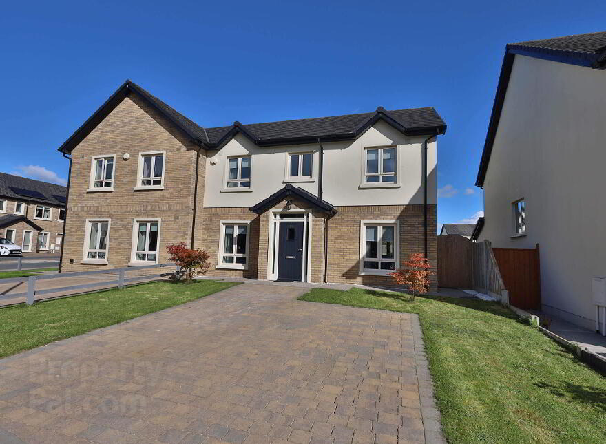 20 Cois Glaisin Heights, Johnstown, Navan, C15YE1E photo