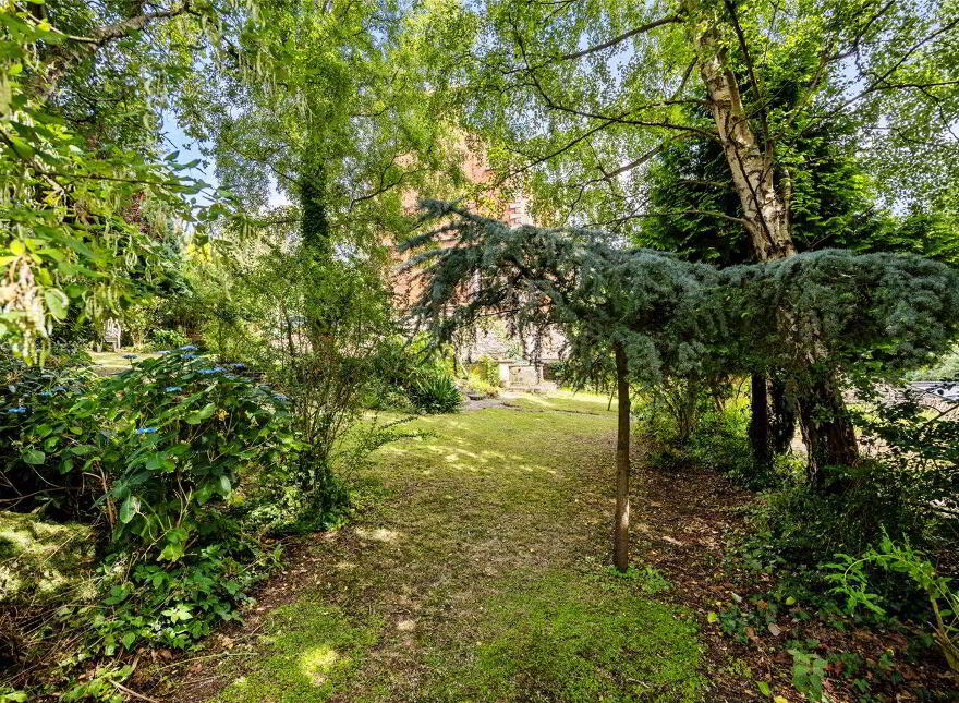 Millbank House, 33 Victoria Road, Holywood, BT18 9BD
