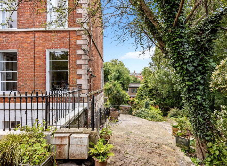 Millbank House, 33 Victoria Road, Holywood, BT18 9BD