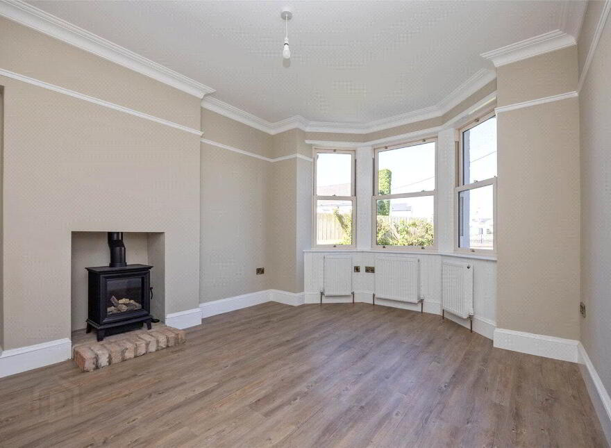 10 Queenora Avenue, Portstewart, BT55 7BU