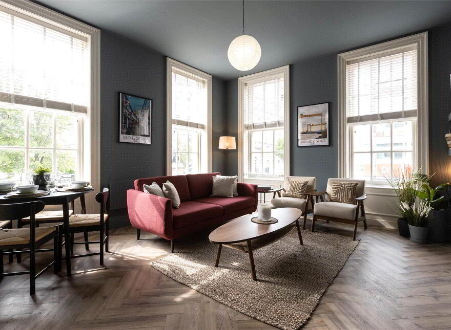 2 Balmoral Buildings - Bedroom Apt, 11-13 College Square East, Belfast, Belfast, BT1 6DD