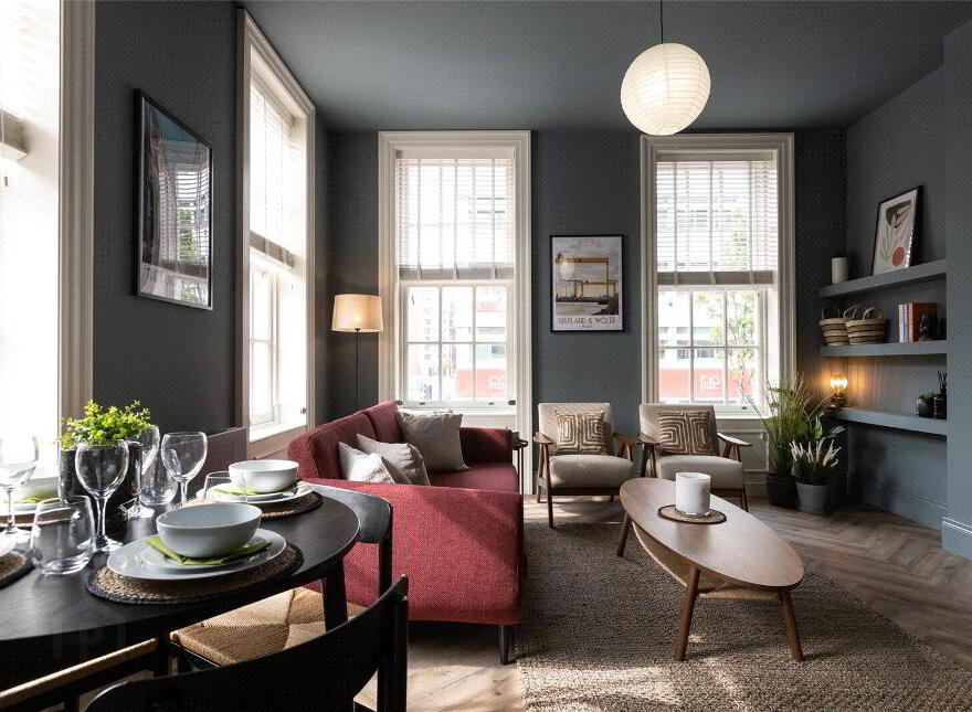 2 Balmoral Buildings - Bedroom Apt, 11-13 College Square East, Belfast, Belfast, BT1 6DD