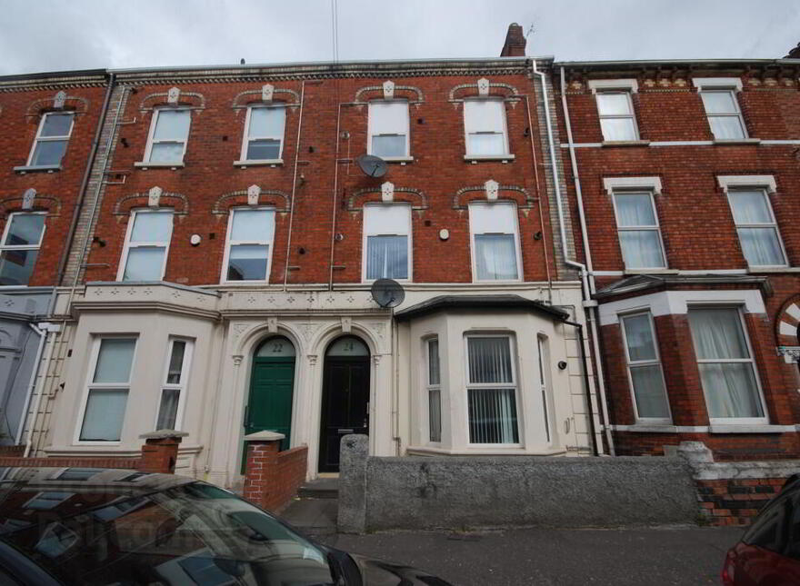 Flat 1, 24 Cromwell Road, Belfast, BT7 1JW photo